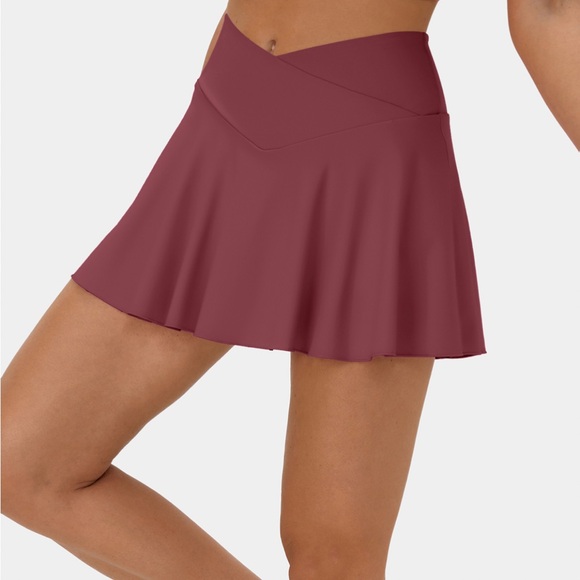Everyday SoftlyzeroT™ Airy 2-in-1 Cool Touch Tennis Skirt - Picture 3 of 8
